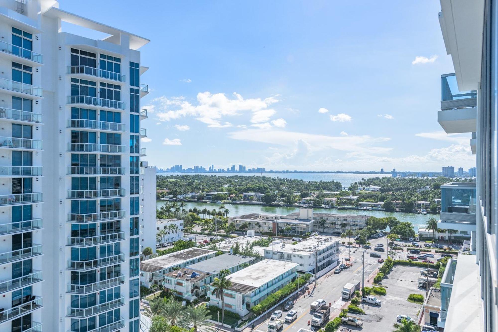 Bluebird Suites Monte Carlo Miami Beach Cameră foto