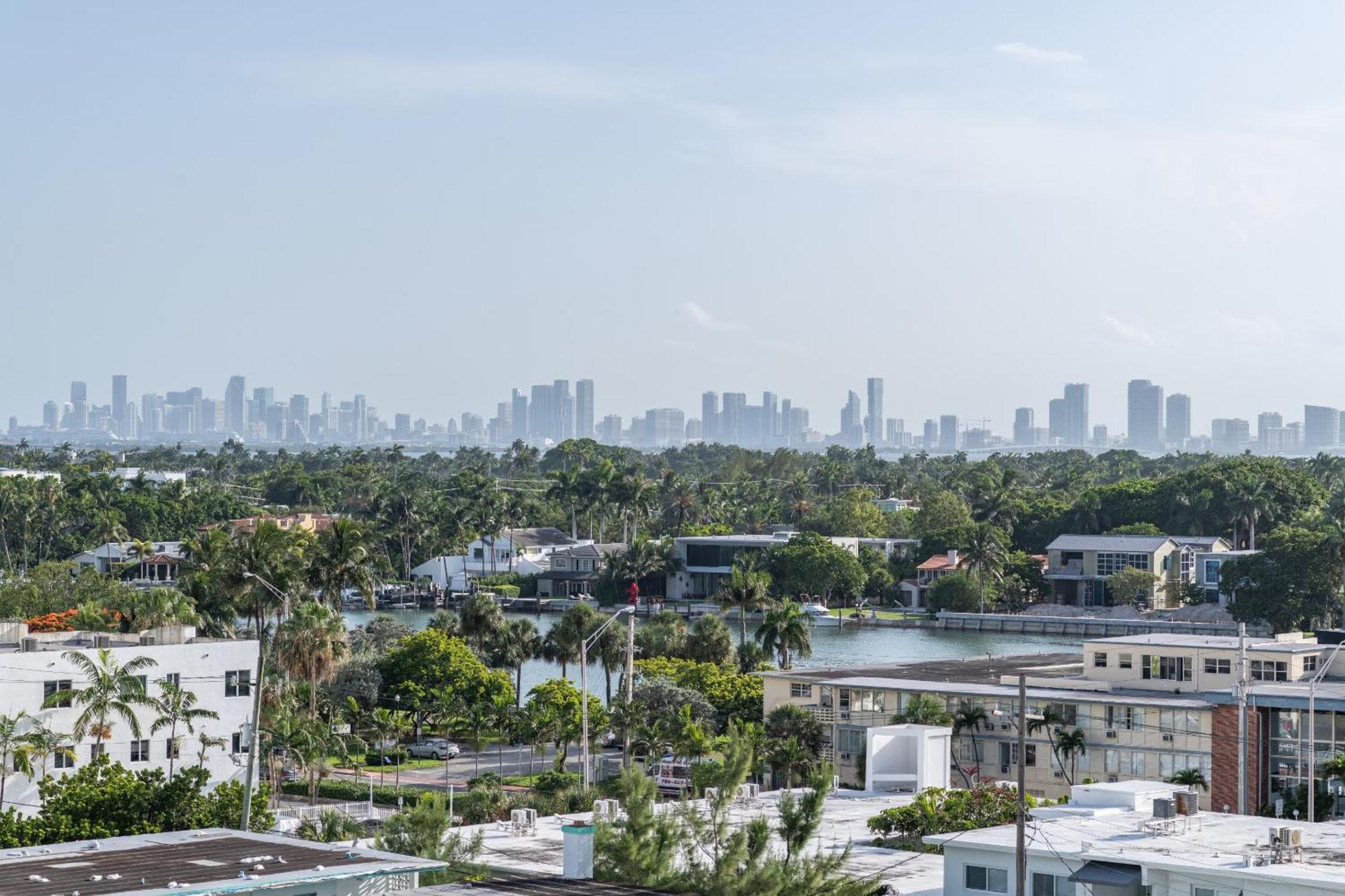 Bluebird Suites Monte Carlo Miami Beach Cameră foto